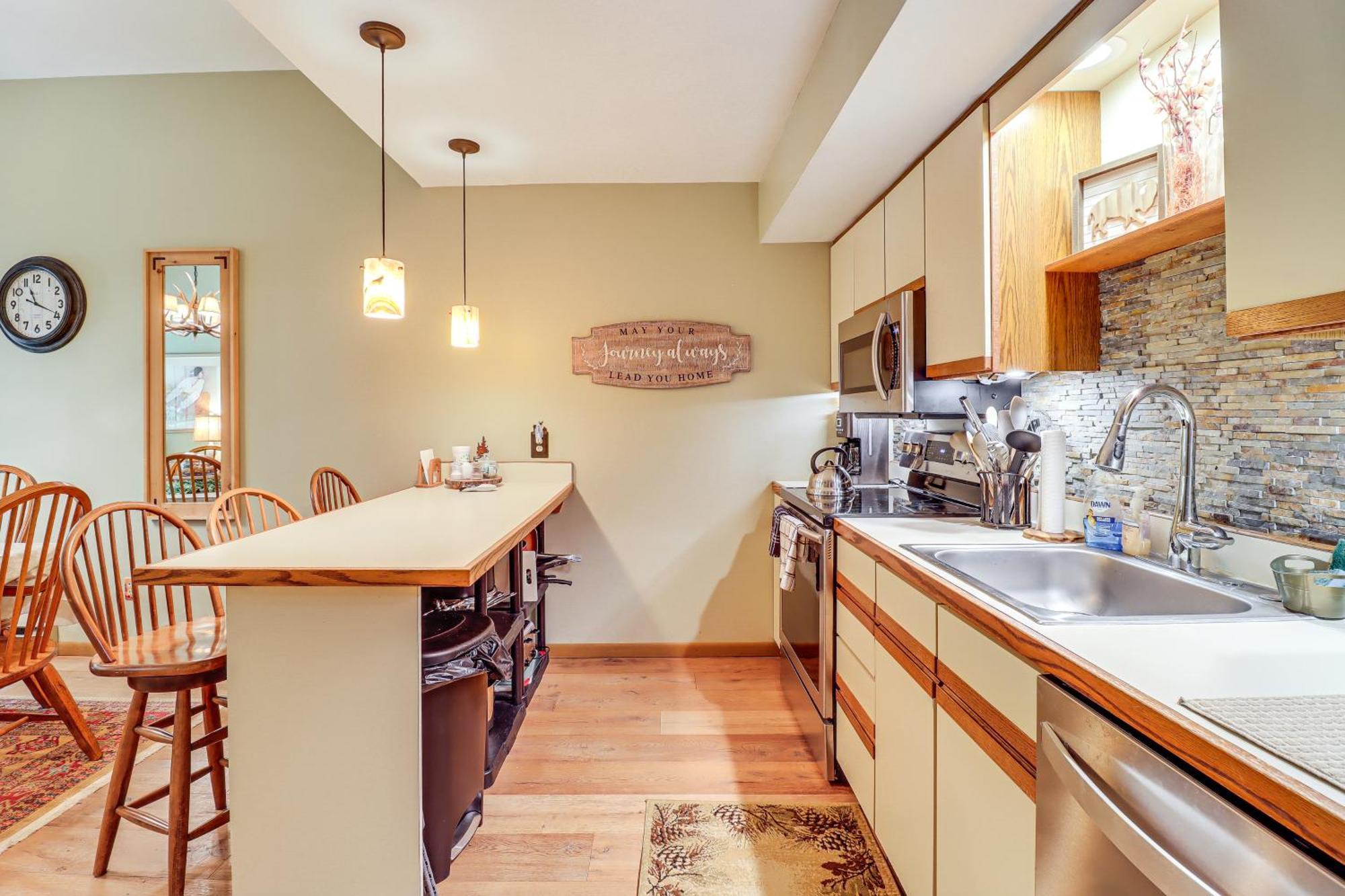Lake Harmony Townhome Walk To Restaurants! ภายนอก รูปภาพ